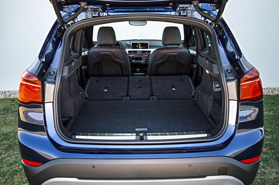  BMW X1 xDrive25i Sport Line 2015 года  (фото 17 из 36)